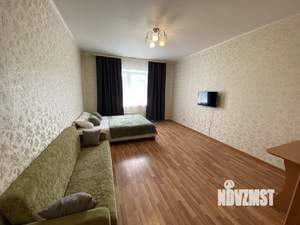 1-к квартира, посуточно, 42м2, 4/10 этаж