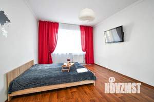 1-к квартира, посуточно, 42м2, 4/9 этаж