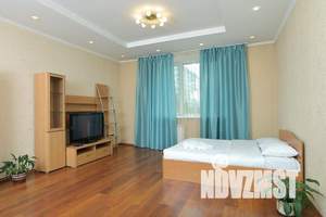 1-к квартира, посуточно, 55м2, 2/10 этаж