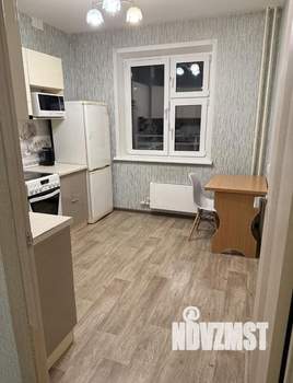 1-к квартира, на длительный срок, 42м2, 3/18 этаж