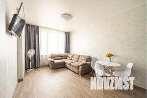 2-к квартира, посуточно, 47м2, 19/25 этаж