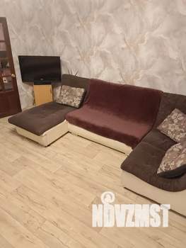 1-к квартира, посуточно, 38м2, 2/9 этаж