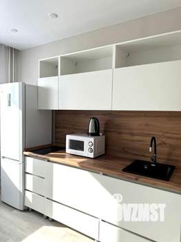 1-к квартира, посуточно, 45м2, 1/1 этаж