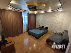 1-к квартира, посуточно, 42м2, 4/10 этаж