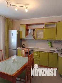 1-к квартира, посуточно, 60м2, 1/10 этаж