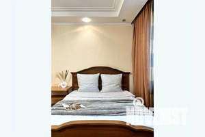 2-к квартира, посуточно, 52м2, 7/10 этаж