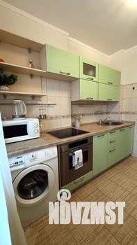 1-к квартира, посуточно, 37м2, 4/9 этаж