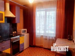 1-к квартира, посуточно, 35м2, 1/10 этаж