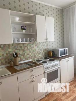 1-к квартира, посуточно, 42м2, 5/10 этаж