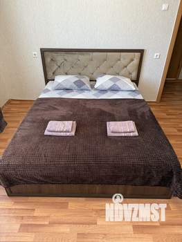 1-к квартира, посуточно, 38м2, 12/15 этаж