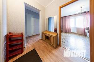 1-к квартира, посуточно, 42м2, 8/9 этаж