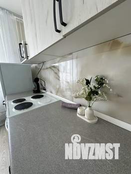 1-к квартира, посуточно, 40м2, 8/10 этаж