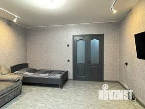 1-к квартира, посуточно, 42м2, 5/10 этаж