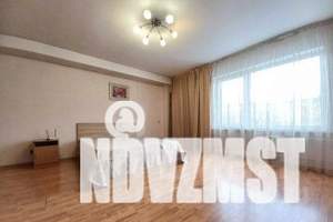 1-к квартира, посуточно, 45м2, 2/10 этаж