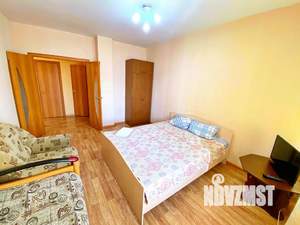 1-к квартира, посуточно, 40м2, 10/10 этаж