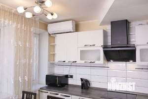 2-к квартира, посуточно, 49м2, 1/1 этаж