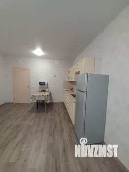 Студия квартира, посуточно, 32м2, 17/17 этаж