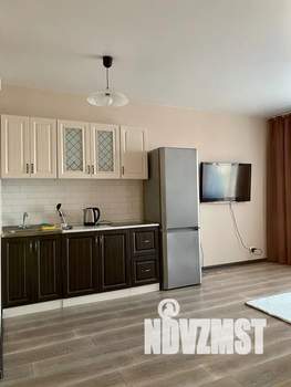 Студия квартира, посуточно, 35м2, 15/25 этаж