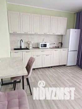 1-к квартира, посуточно, 38м2, 1/1 этаж