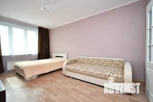 1-к квартира, посуточно, 42м2, 20/25 этаж