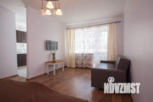 1-к квартира, посуточно, 37м2, 1/1 этаж