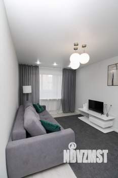 1-к квартира, посуточно, 32м2, 6/9 этаж