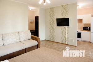 1-к квартира, посуточно, 42м2, 6/10 этаж