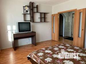 1-к квартира, посуточно, 42м2, 3/10 этаж