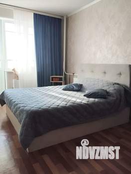 Студия квартира, посуточно, 37м2, 5/10 этаж