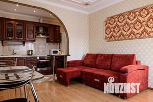 1-к квартира, посуточно, 54м2, 1/1 этаж
