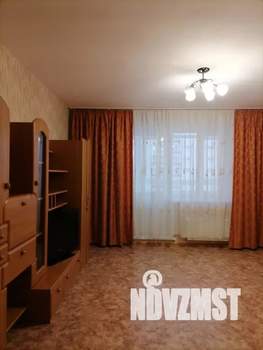 1-к квартира, посуточно, 40м2, 3/17 этаж