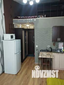 Студия квартира, посуточно, 17м2, 4/4 этаж