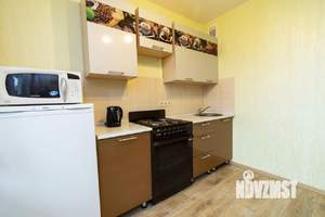 1-к квартира, посуточно, 40м2, 7/10 этаж