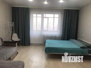 1-к квартира, посуточно, 38м2, 1/1 этаж