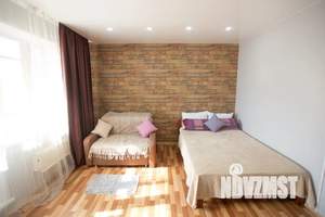 1-к квартира, посуточно, 32м2, 4/10 этаж