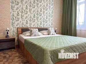 1-к квартира, посуточно, 45м2, 13/22 этаж