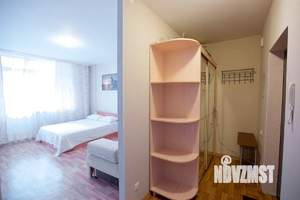 Студия квартира, посуточно, 40м2, 3/10 этаж