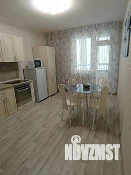 1-к квартира, посуточно, 42м2, 6/14 этаж