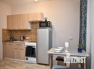 Студия квартира, посуточно, 42м2, 17/24 этаж