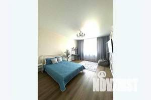 1-к квартира, посуточно, 45м2, 6/25 этаж