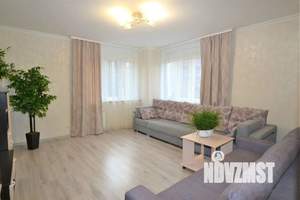 2-к квартира, посуточно, 70м2, 4/20 этаж