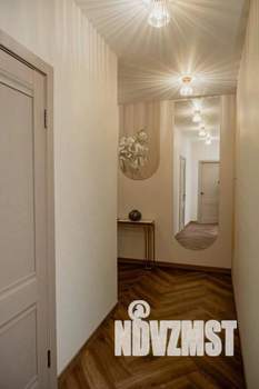 2-к квартира, посуточно, 61м2, 1/1 этаж