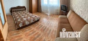 1-к квартира, посуточно, 42м2, 3/10 этаж