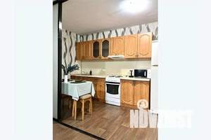 1-к квартира, посуточно, 35м2, 6/23 этаж