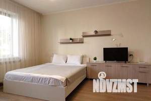 1-к квартира, посуточно, 40м2, 1/8 этаж