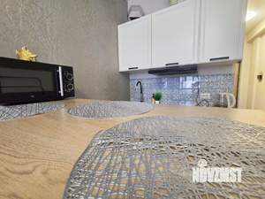 Студия квартира, посуточно, 33м2, 1/4 этаж