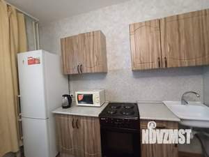 1-к квартира, посуточно, 28м2, 7/16 этаж