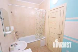 1-к квартира, посуточно, 35м2, 9/25 этаж