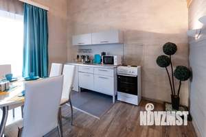 1-к квартира, посуточно, 63м2, 10/10 этаж