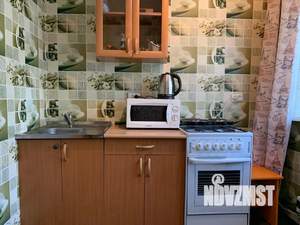 1-к квартира, посуточно, 35м2, 2/4 этаж